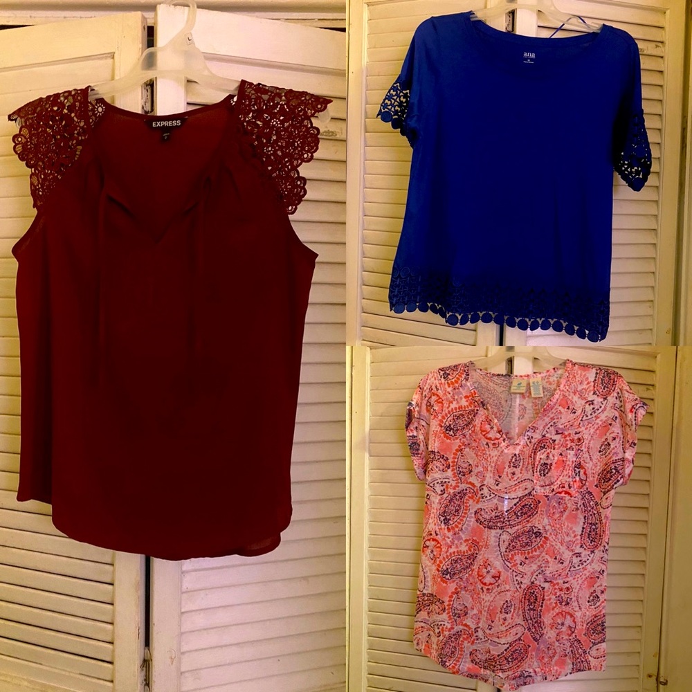 Bundle of Women’s Tees